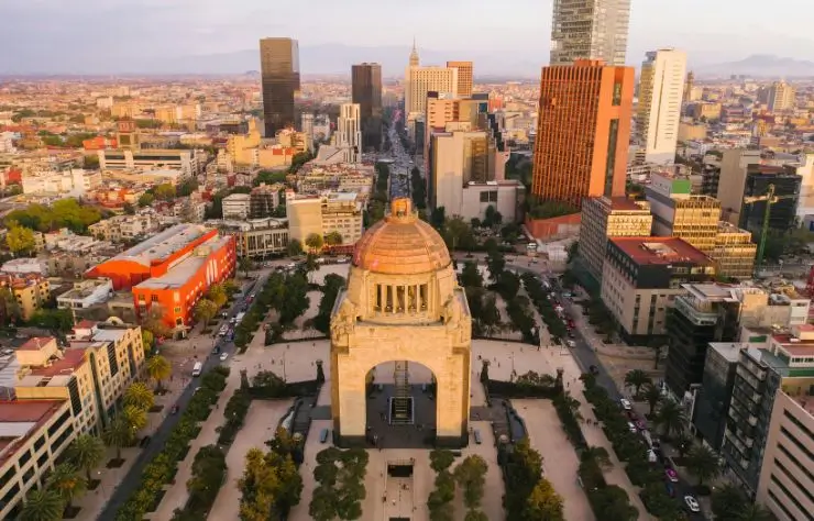ciudad_de_mexico vista panorámica del cuidad de mexico plaza rodeada de
