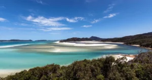 vista panorámica de playas paradisiacas con aguas turquesa